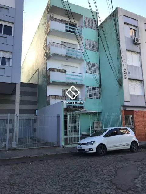 Kit/Jk com 1 banheiro e 34m² para alugar no bairro Centro, Pelotas