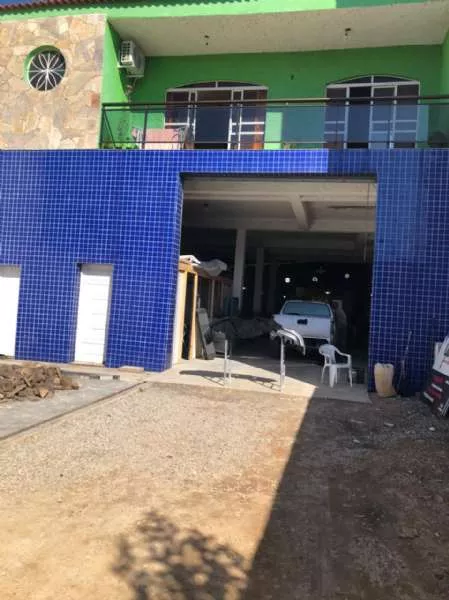 Casa Comercial com 2 quartos, 2 banheiros e 520m² à venda no bairro Três Vendas, Pelotas