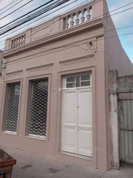 Casa Comercial com 2 quartos e 1 banheiro à venda no bairro Centro, Pelotas