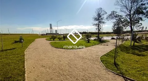 Terreno à venda no bairro Três Vendas, Pelotas