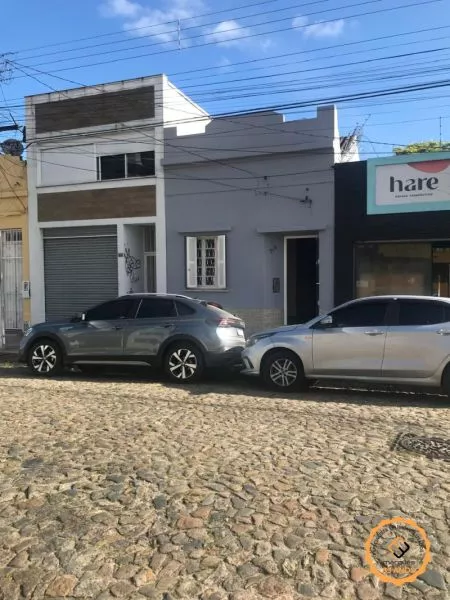 Casa Comercial com 4 quartos, 2 banheiros e 72m² à venda no bairro Centro, Pelotas