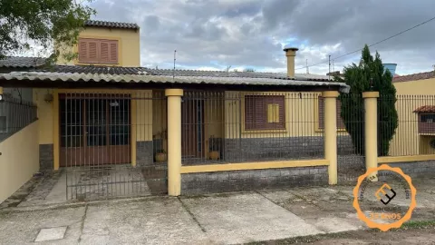 Casa com 5 quartos, 2 banheiros e 250m² à venda no bairro Areal, Pelotas