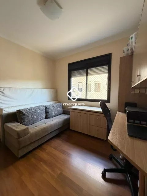 Apartamento com 3 quartos, 2 banheiros e 114m² à venda no bairro Centro, Pelotas